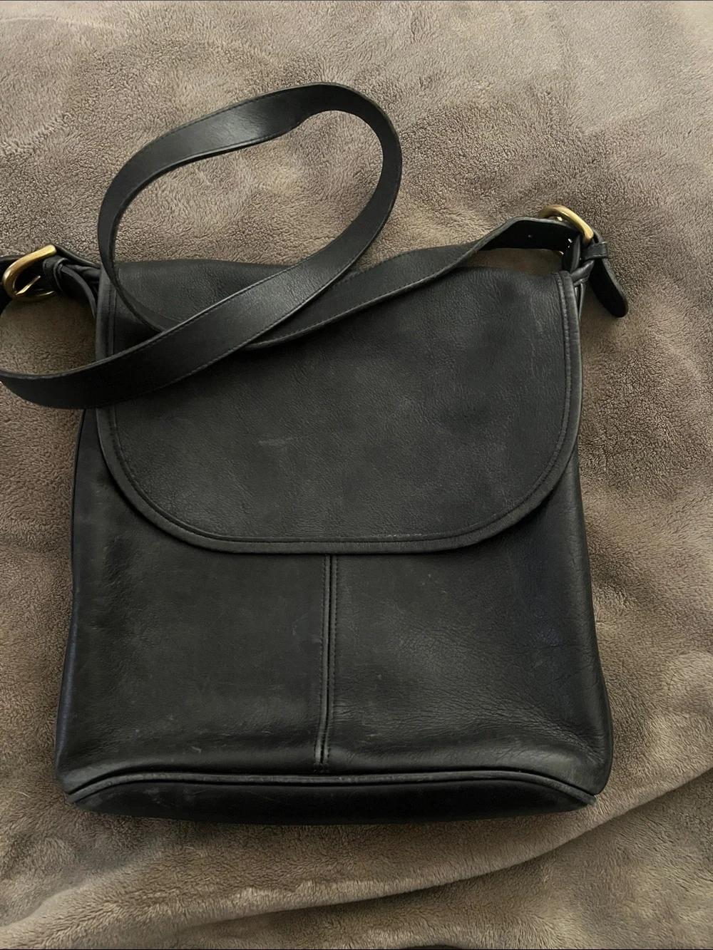 Vintage Coach Black Leather Flap Shoulder Bag No d71-4115 - Picture 1 of 10